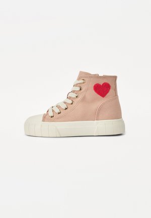 Friboo, Vysoké tenisky - light pink
