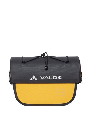 Schwarze und gelbe Vaude Fahrradtasche für den Lenker mit Rollverschluss und elastischem Kordelzug vor weißem Hintergrund.