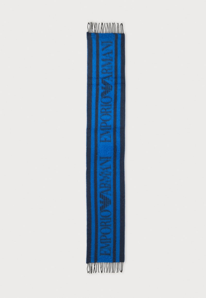 Écharpe rayée bleue et noire avec extrémités à franges et texte logo "Emporio Armani" répété tout le long.