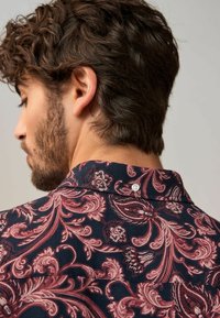 Next REGULAR FIT-SHORT SLEEVE TEXTURED FLORAL PRINTED - Ing - navy blue