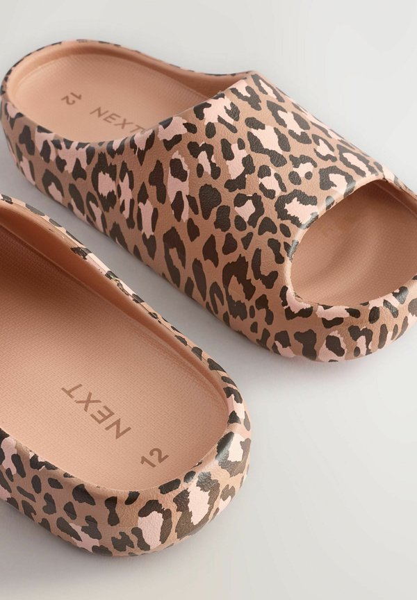 REGULAR FIT – CHUNKY – Badesandale – animal print