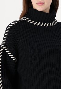 Vero Moda VMNEWCREAM ROLLNECK PULLOVER - Pullover - black