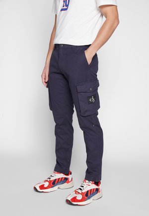Calvin Klein Jeans Pantalones cargo - dark blue