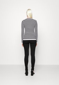 Object Tall Maglione - black