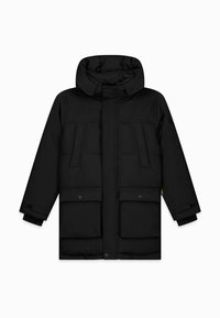 Zwarte gevoerde parka met een capuchon, twee grote voorkezen en een ritssluiting. Glad materiaal met een matte afwerking.