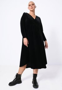 Jean Marc Philippe CACHE COEUR UNI - Jersey dress - noir