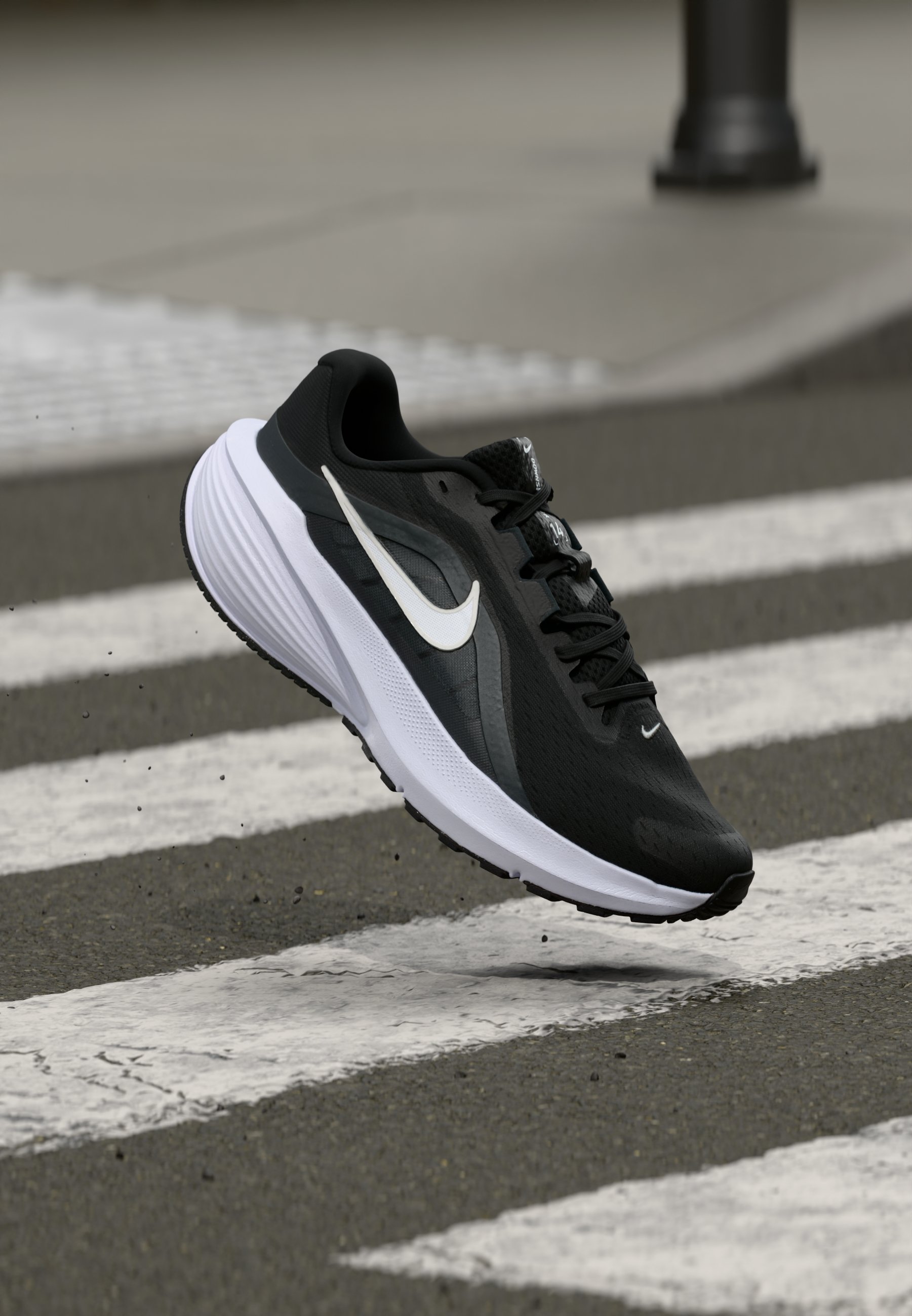 Nike Performance DOWNSHIFTER 14 - Silniční běžecké boty - black/white/anthracite/wolf grey
