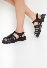 Cesare Gaspari Sandalias - black