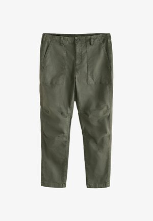 Olíva zöld egyenes szárú nadrág elülső foltokkal, övhurkokkal, gombos záródással és látható térdvarrással.