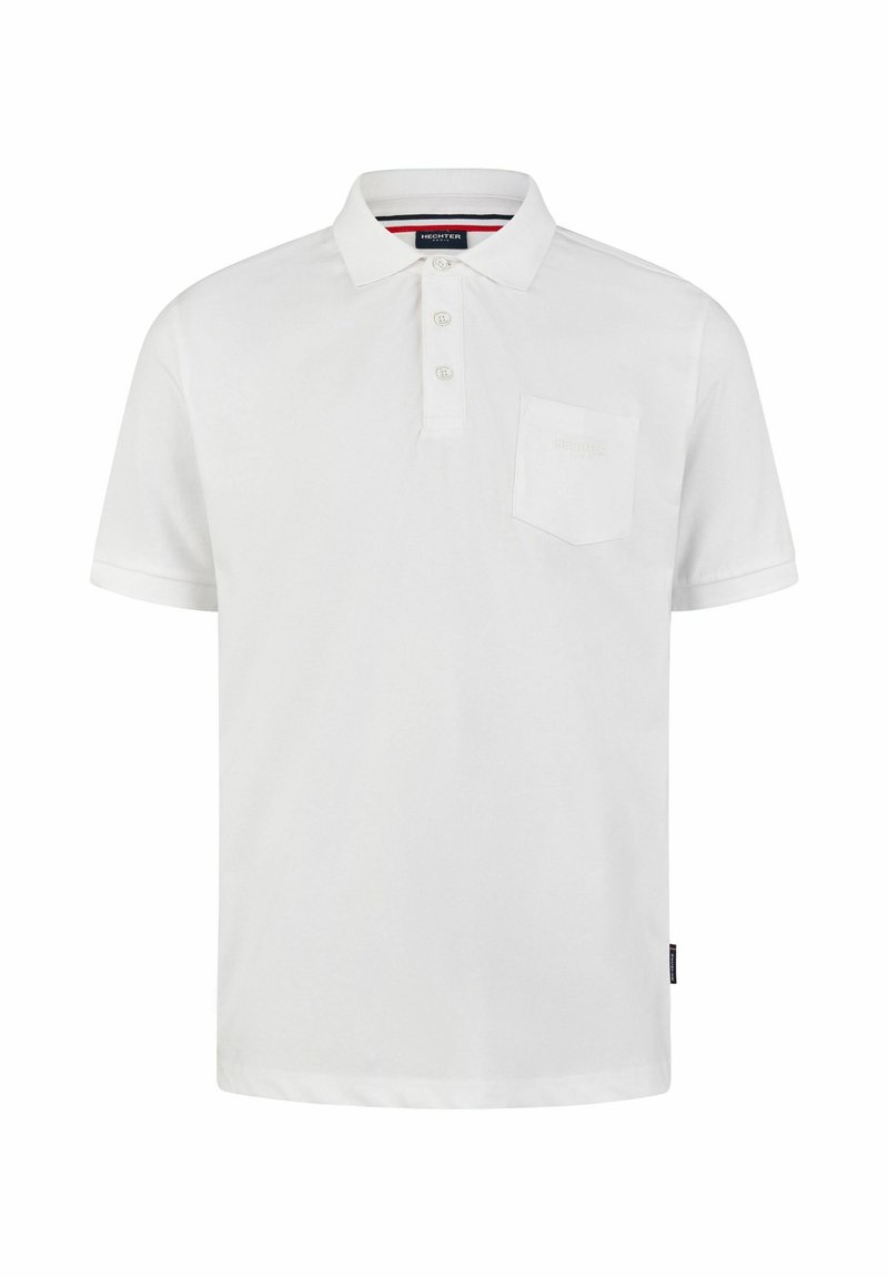 Witte polo shirt van katoen, met een kraag, drie knopen en een borstzak. Subtiele logo op de zak, korte mouwen en rechte zoom.