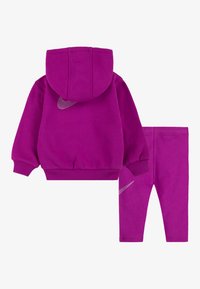Nike Sportswear SHINE SET - Sweatjakke - hot fuchsia