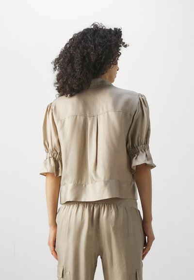 Cinq à Sept HOLLY JACKET - Summer jacket - khaki