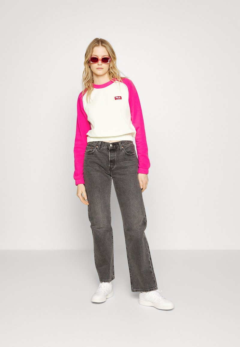 Damen Sweatshirts | Fila TABOR RAGLAN CROPPED CREW NECK Sweatshirt sweet corn/pink peacock/weiß - ST34713 Damen Sweatshirts | Fila TABOR RAGLAN CROPPED CREW NECK Sweatshirt sweet corn/pink peacock/weiß - ST34713