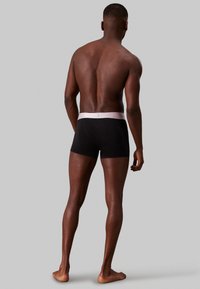 Calvin Klein Underwear TRUNK 3 PACK CKR STEEL COTTON - Chiloți boxer - black/grey/evergreen