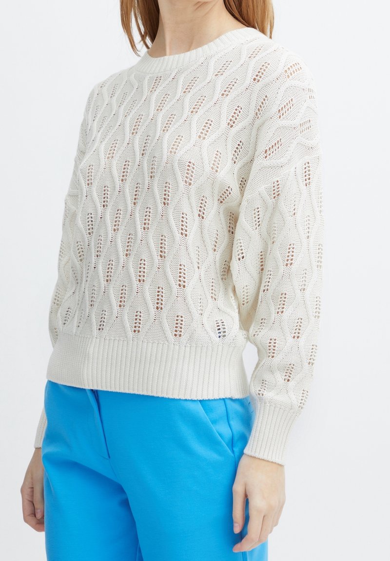 ICHI Stickad tröja - off-white