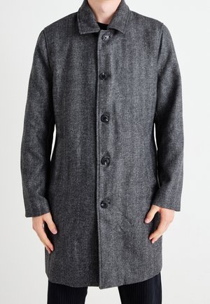 Mantel - black