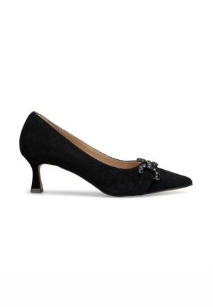 Decollete in suede nera con punta affusolata e tacco a blocco piccolo. Presenta decorazioni decorate sulla parte anteriore e un rivestimento interno liscio.