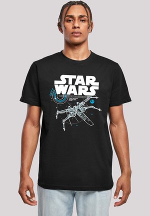 Svart bomull T-skjorte med hvit "STAR WARS" tekst og en blå grafikk av en X-wing starfighter med sirkulære detaljer.