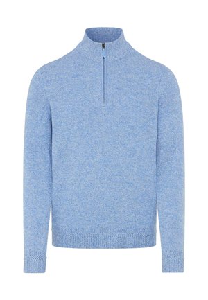Lichtblauwe gebreide trui met een kraag met een kwartrits. Kenmerkt zich door een zachte textuur en geribbelde boorden en zoom. Eenvoudig, casual ontwerp.