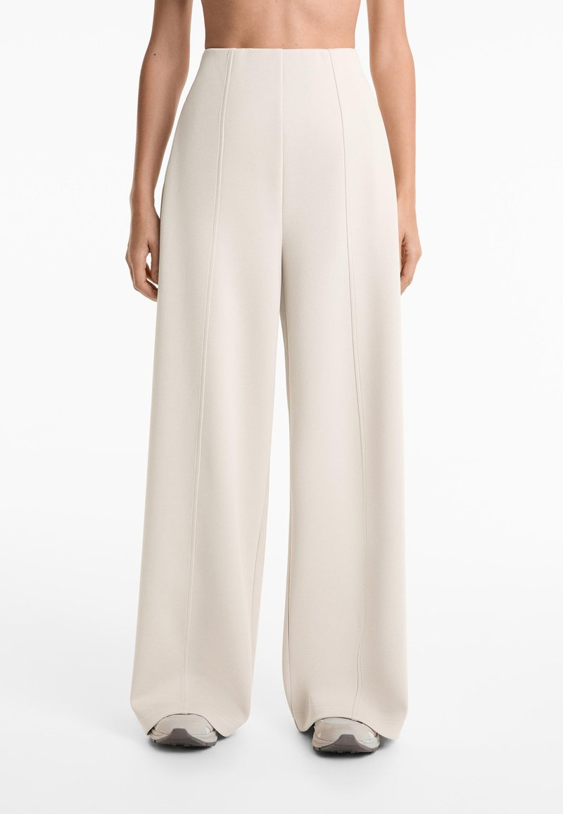 OYSHO SUPER HIGH RISE PIQUÉ WITH COTTON - Broek - sand