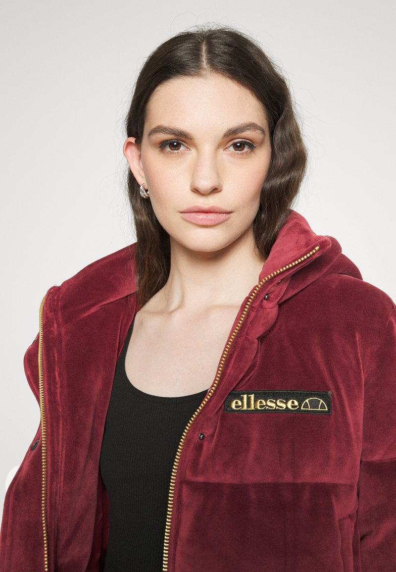 Damen Leichte Jacken | Ellesse CALLERIE Winterjacke burgundy/rot - EI00422 Damen Leichte Jacken | Ellesse CALLERIE Winterjacke burgundy/rot - EI00422