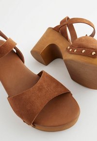 Next Korolliset sandaalit - tan brown