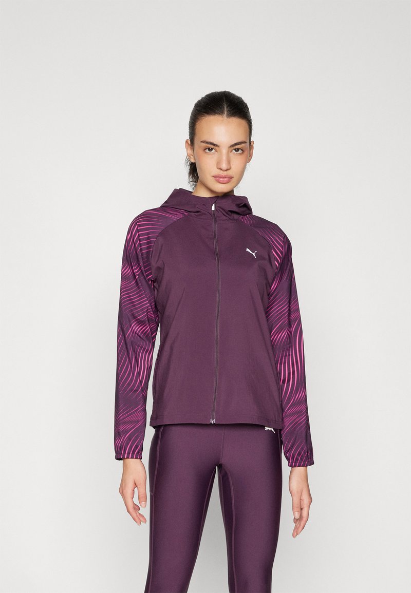 Puma RUN FAVORITE AOP WOVEN JACKET W - Chaqueta de running - midnight plum