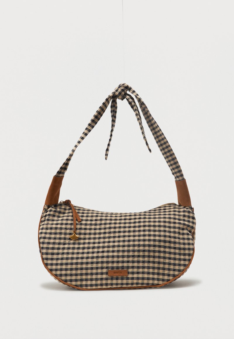 Borsa a spalla quadrettata marrone e beige con tracolla annodata e dettagli in pelle marrone, dotata di cerniera e piccola etichetta del marchio.