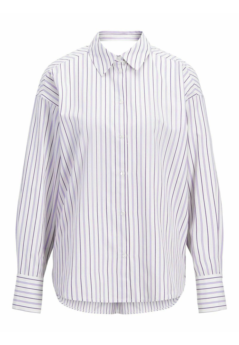 Camicia bianca con bottoni, caratterizzata da righe verticali viola, colletto classico, maniche lunghe e orlo arrotondato. Tessuto in cotone con una texture liscia.