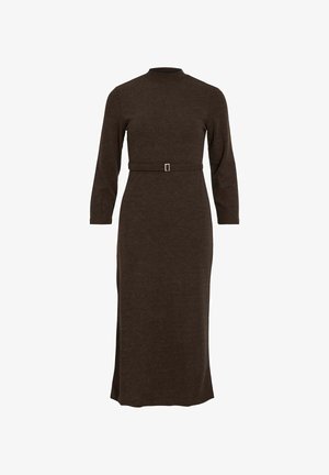 Bruine jurk met lange mouwen, beschikt over een hoge halslijn, een cinched taille met een rechthoekige gesp en een rechte, vloerlange silhouette.