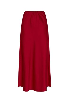 Rode, lange maxi-rok met een elastische tailleband, een gladde textuur en een uitlopende vorm, zonder zichtbare patronen of hardware details.