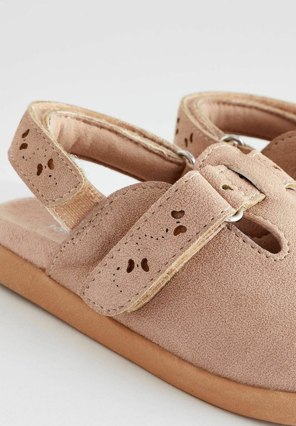 REGULAR FIT – Lauflernschuh