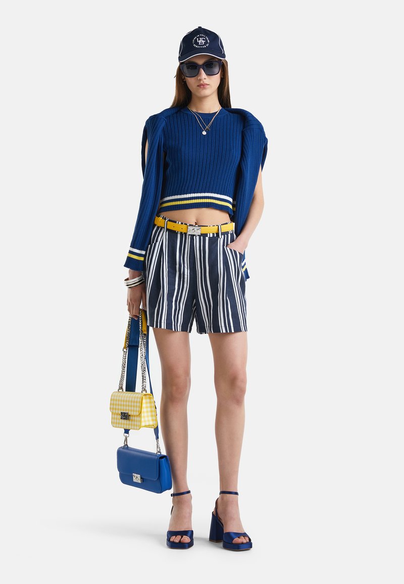 United Colors of Benetton Shorts koningsblauw