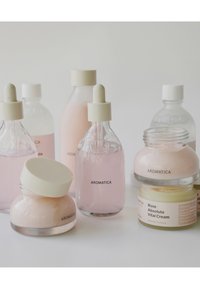 aromatica REVIVING ROSE INFUSION CREAM - Dagkräm