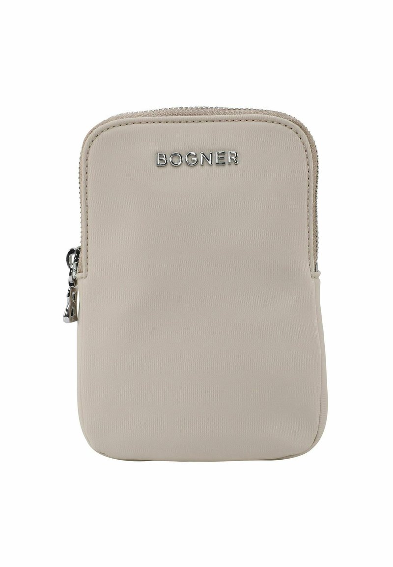 Beige Nylon-Etui in rechteckiger Form mit silbernem Reißverschluss und geprägtem "BOGNER"-Logo. Glatte Oberfläche mit minimalistischem Design.