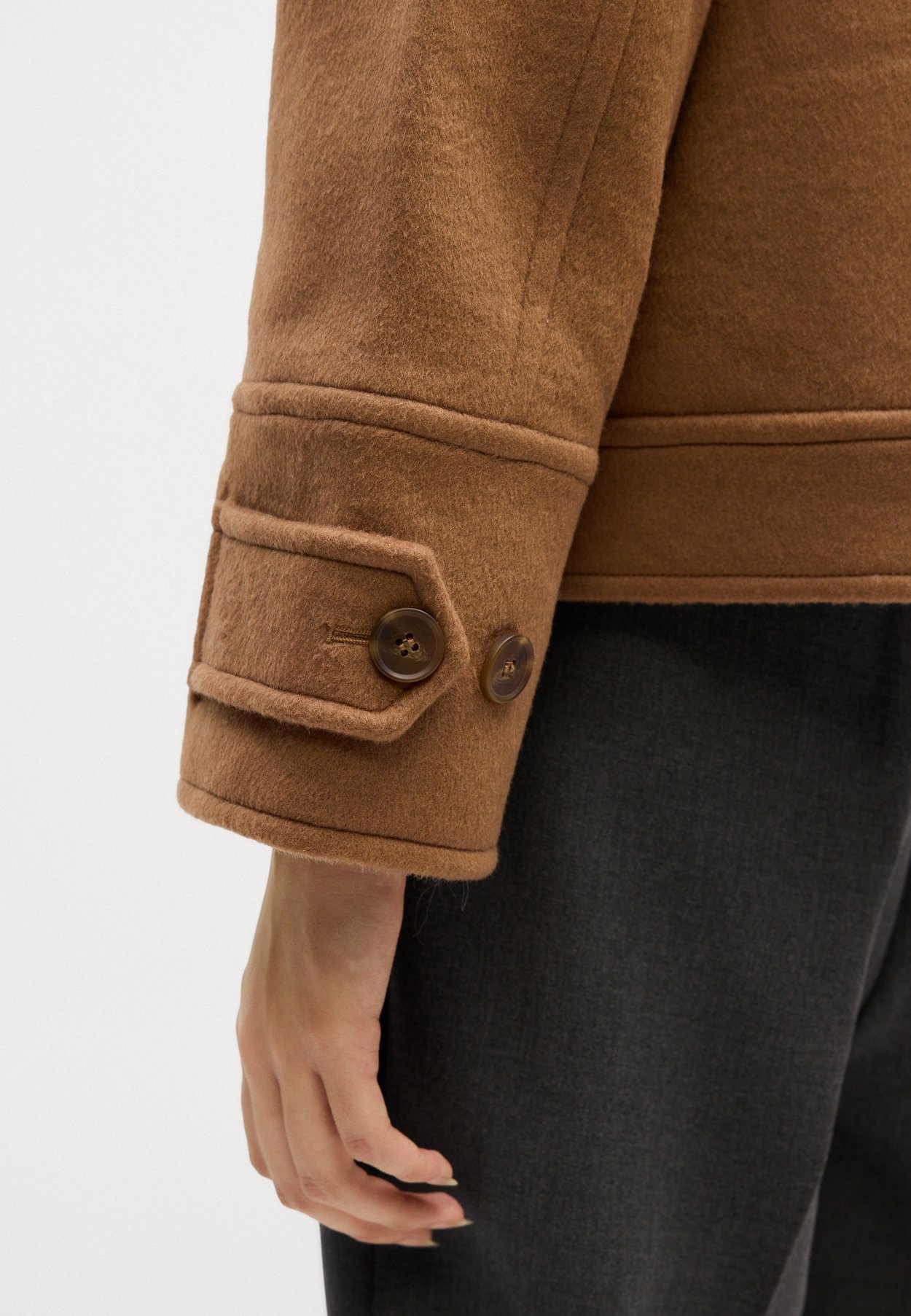 FLIGHT JACKET