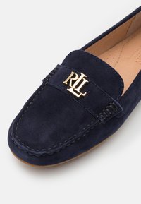 Lauren Ralph Lauren BARNSBURY SUEDE LOAFER - Mocassins - navy