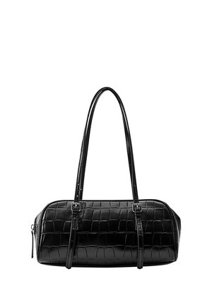 Sac à main rectangulaire noir à texture crocodile, deux longues brides avec boucles et une fermeture éclair latérale.