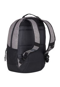 Rucksack mit schwarzem Boden, grauem strukturiertem Stoff, gepolsterter Form, verstellbaren Trägern, Seitentasche und Reißverschluss.