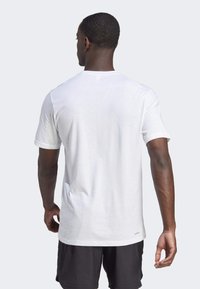 adidas Performance ESSENTIALS FEELREADY - Sportska majica - white   black