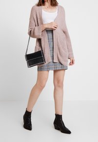 JDY Cardigan - grey