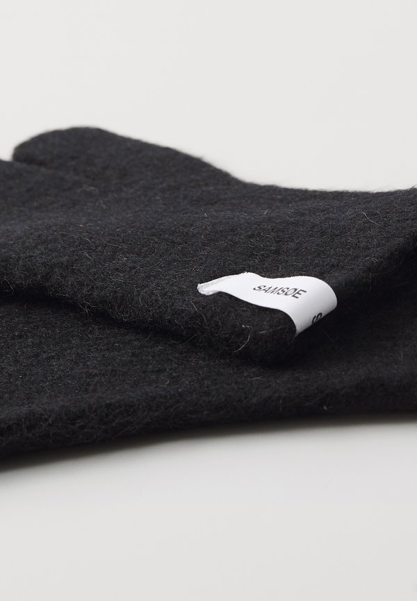 NOR GLOVES - Gloves3