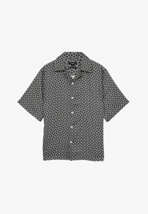 Fekete és fehér, örvénylő mintázatú, rövid ujjú ing. Éles gallérral és gombos elülső részel rendelkezik. Könnyű anyagból készült.