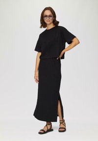 QS VERKÜRZTES MIT STRUKTUR - Blouse - schwarz
