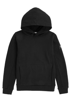 Svart genser med hette, bomullsblanding, har en stor hette, frontlomme, ribbede mansjetter og et sidelogo-patch. Myk tekstur.