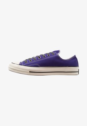 Converse Baskets basses - purple