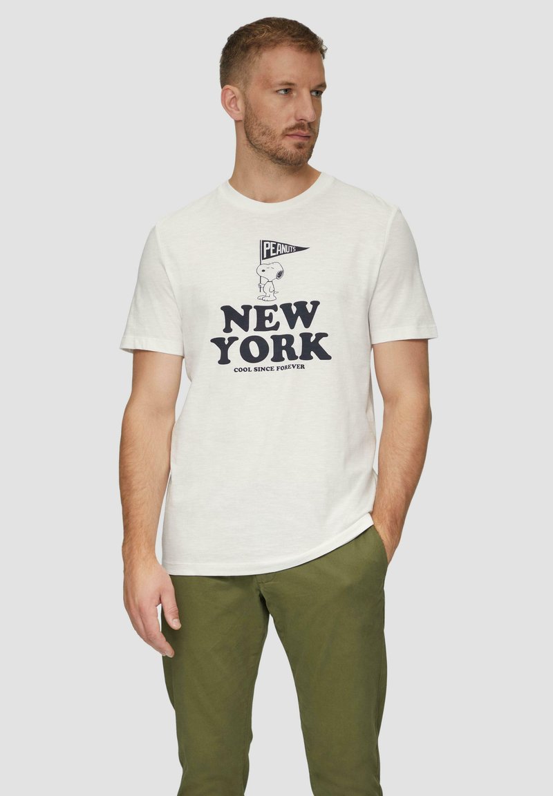 s.Oliver MIT PEANUTS-MOTIV UND FLAMMGARNSTRUKTUR - T-shirt print - weiß