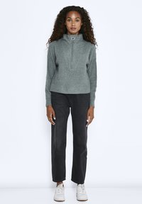 Noisy May NMNEWALICE HIGH NECK  - Camisola - trooper