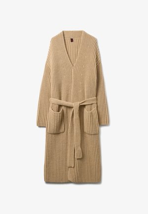 Cardigan lavorato a maglia beige con scollatura a V, maniche lunghe, due tasche frontali e una cintura coordinata, caratterizzato da una texture a coste.