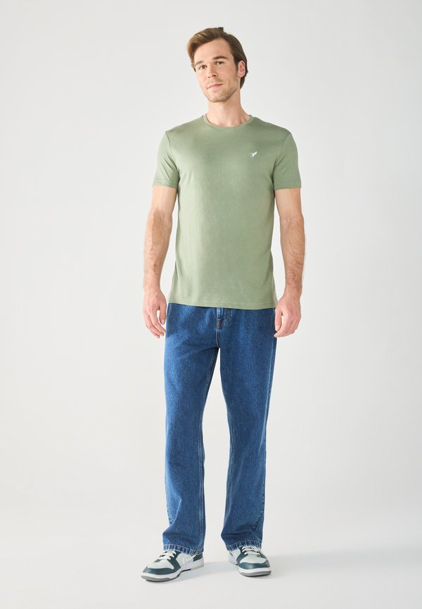 BASIC SLIM EMBROIDERY T SHIRT - Basic T-shirt - sea spray4